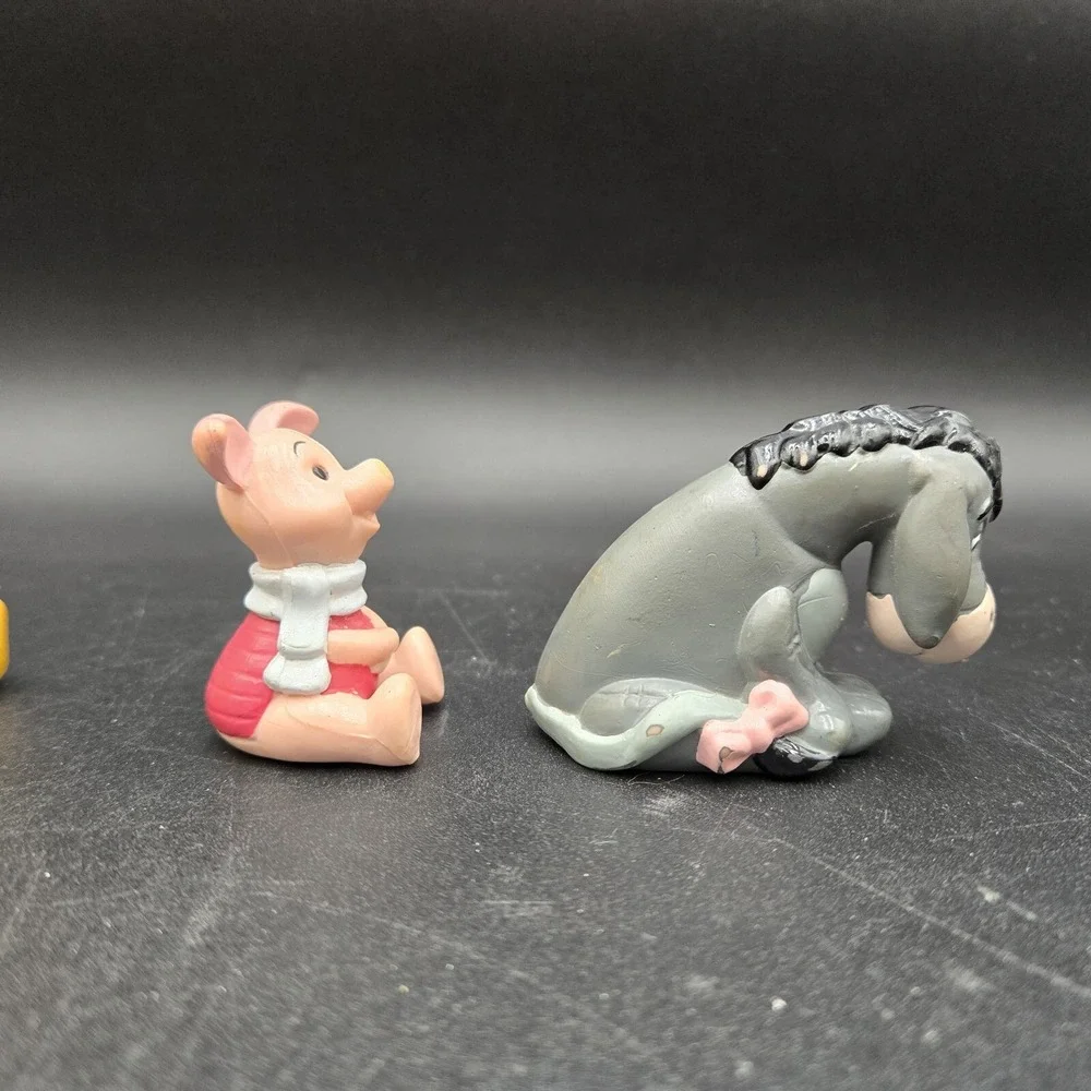 Disney Vtg‎ Winnie the Pooh PVC Cake Topper Abt 2